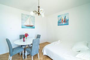 Postel nebo postele na pokoji v ubytování Apartment Debos