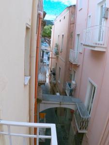 A balcony or terrace at La casetta di Gaeta