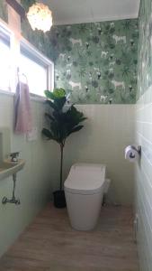 Kupaonica u objektu Green Flamingo Hostel