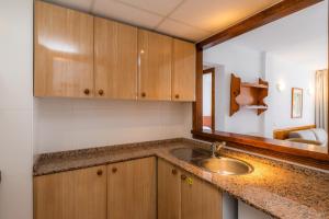 Fotografie z fotogalerie ubytování Apto con Terraza 3 v destinaci Paguera + 18 fotografií