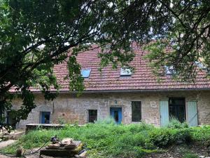 Zdjęcie z galerii obiektu Superbe maison familiale proche lacs et canal w mieście Beurizot