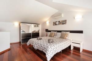 Postel nebo postele na pokoji v ubytování Baia da Luz Luz Beach 2 Bedroom Apartment