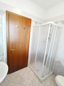 Un baño de SAN SILVESTRO - 250 m da piazza Mazzini - Immobil Relax