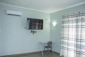 Imagem da galeria de Neat one bedroom in Morningside guesthouse - 2089 em Bulawayo