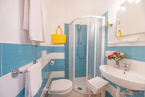 Koupelna v ubytování Hotel Rio Sul Mare + 37 fotografií
