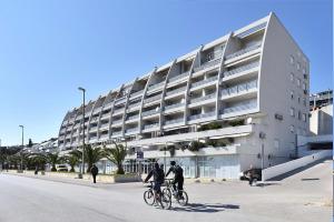Jazda na bicykli v okolí ubytovania Apartment Stiv Luxe