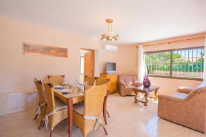 Zdjęcie z galerii obiektu Villa Cronos - PlusHolidays w mieście Calpe +24 zdjęcia
