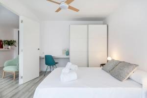 Postel nebo postele na pokoji v ubytování Fantástico apartamento junto al mar