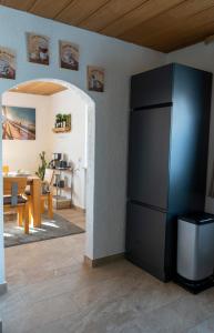 Kuchyň nebo kuchyňský kout v ubytování Ferienwohnung Hertreiter in Dingolfing 110qm