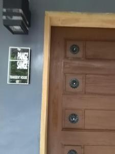 Gambar di galeri bagi Tiny House Loft Style di Digos