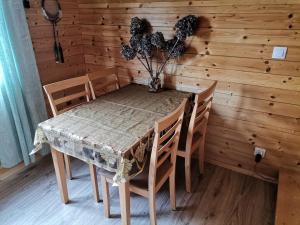Zdjęcie z galerii obiektu Domki nad Narwią w mieście Dzierzenin