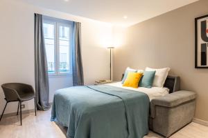 Posteľ alebo postele v izbe v ubytovaní 1-Br apartment close to the beaches