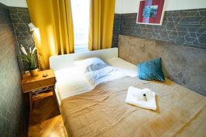 Posteľ alebo postele v izbe v ubytovaní Free Parking Chain Bridge Home 4ppl, 2bdrm, Wifi, Smart TV, AC