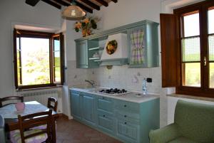 Kuchyňa alebo kuchynka v ubytovaní Agriturismo Marinello