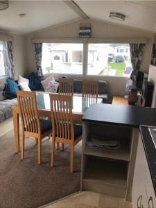 Φωτογραφία από το άλμπουμ του Marton mere στο Μπλάκπουλ +6 φωτογραφίες