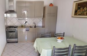 A kitchen or kitchenette at Guesthouse Palma