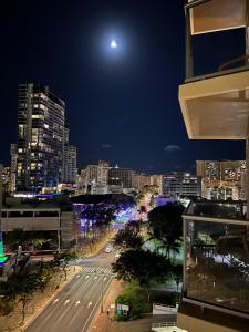 Linna Honolulu üldine vaade või majutusasutusest Aloha Gem Studio - 2 bed with high speed WIFI - Luana Waikiki Hotel & Suite 917, 2045 Kalakaua Avenue HI 96815 pildistatud vaade