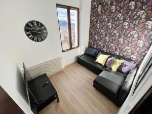 Zdjęcie z galerii obiektu 116 CHIC & COSY GRAND APPART MODERNE 65m2 HYPERCENTRE WIFI SMART TV NETFLIX w mieście Saint-Étienne