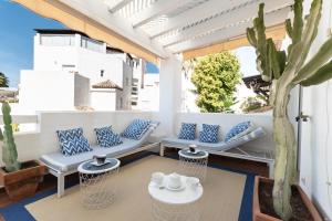 Część wypoczynkowa w obiekcie Apartment, front line beach, in Las Arenas, Bahía de Marbella