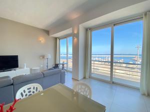 Et tv og/eller underholdning på Jolie Apartament Luxury Gallipoli