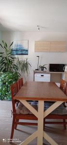 Kuchyň nebo kuchyňský kout v ubytování Appartement spacieux Verdon Sur Mer