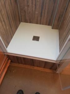 una vista sul soffitto in una camera di Idéal Panorama du Tréport a Le Tréport