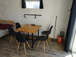 Fotografie z fotogalerie ubytování Best Price #2 "L'ATELIER" x5 people v destinaci Orchamps-Vennes