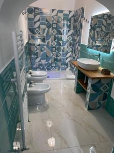 Kúpeľňa v ubytovaní Dante Rooms
