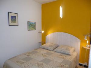 Fotografia z galérie ubytovania T1 à Balaruc-les-Bains, proche thermes, balcon vitré, bien équipé, 2 pers, non-fumeurs, sans animaux - FR-1-571-57 v destinácii Balaruc-les-Bains