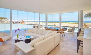 Posezení v ubytování Viceroy Los Cabos