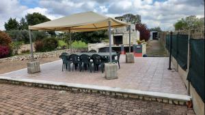 Kép Case vacanza e camere in Villa Isabella con parcheggio custodito e wifi szállásáról Gioia del Colléban a galériában