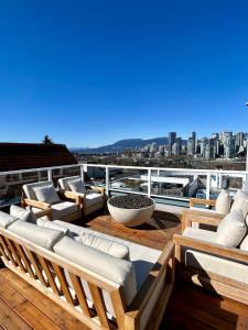 Gallery image of Luxury Penthouse w Outdoor Shower, Views and Parking in Vancouver