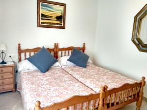 Posteľ alebo postele v izbe v ubytovaní Spacious House with Garden in Touro – Family-Friendly