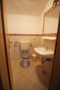 Łazienka w obiekcie Apartment Zadar - Diklo 5880d