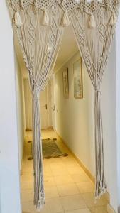 Kép A two-bedroom apartment with a furnished roof in Marina El Gouna szállásáról Gurdakában a galériában Még 15 kép