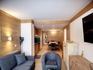 Część wypoczynkowa w obiekcie Spacieux 3 pièces cabine, 6 pers, 62m² aux pieds des pistes, Les Bruyères, Les Menuires - FR-1-178-359