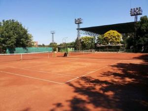 Tennis and/or squash facilities at Luxury apartment 2 Free Underground Parking or nearby