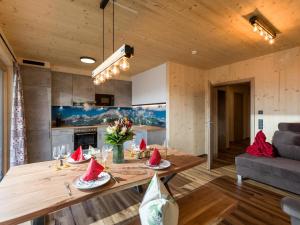 Posezení v ubytování Alpenchalets Oberlaiming + 37 fotografií
