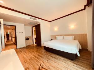 Park View Hotel客房内的一张或多张床位