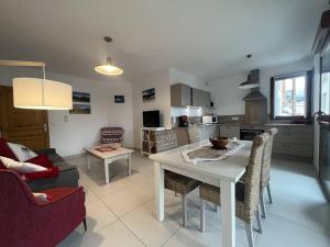 Fotografia z galérie ubytovania Appartement fonctionnel avec balcon, parking gratuit, proche du centre bourg - FR-1-548-36 v destinácii Villard-de-Lans