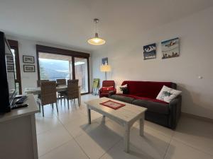 Fotografia z galérie ubytovania Appartement fonctionnel avec balcon, parking gratuit, proche du centre bourg - FR-1-548-36 v destinácii Villard-de-Lans