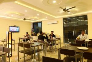 Hosté ubytování Hotel Aeroporto Nearest Landmark Aerocity delhi