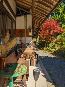 Giardino di 　Komori Village GH ～小森ヴィレッジ ゲストハウス～ 自然の中にある庭付平屋一棟貸