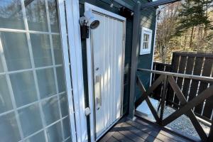Balkon oz. terasa v nastanitvi 富士山下Trailer House-B