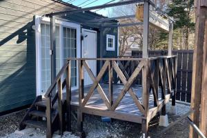 Balkon oz. terasa v nastanitvi 富士山下Trailer House-B