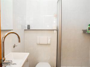 Ein Badezimmer in der Unterkunft Ferienwohnungen Merl