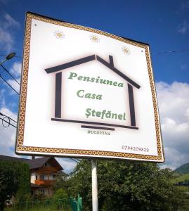 沙多瓦的住宿－Pensiunea Casa-Stefanel，推测案例的标牌
