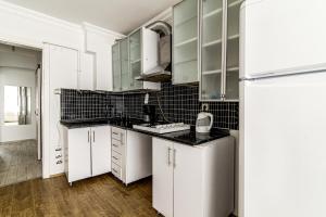 Kép Furnished Bright and Chic Flat in Besiktas szállásáról Isztambulban a galériában