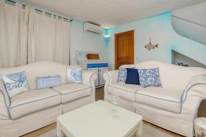 Gallery image of A due passi da mare in Abbiadori