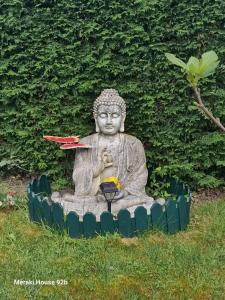 A garden outside Meraki House 92B